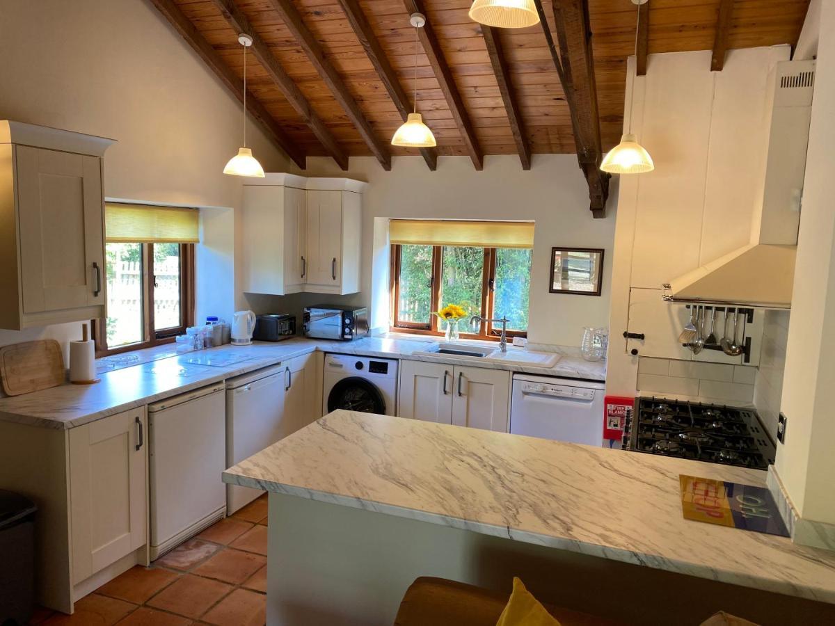 Brundish Suffolk Barn 2 Bed Idyllic 6 Acres Villa Wilby  Exterior photo